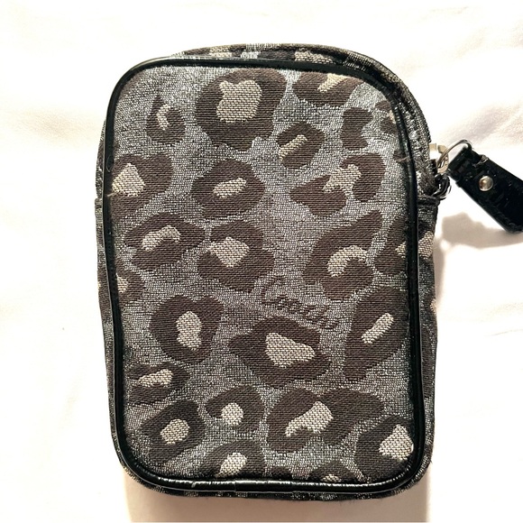 COACH Poppy Wristlet Leopard Print in Silver-Black - Picture 2 of 4